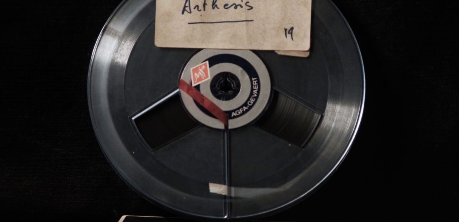 Labelled magnetic tape reel with the recording of the composition Arthésis by Élaine Radigue